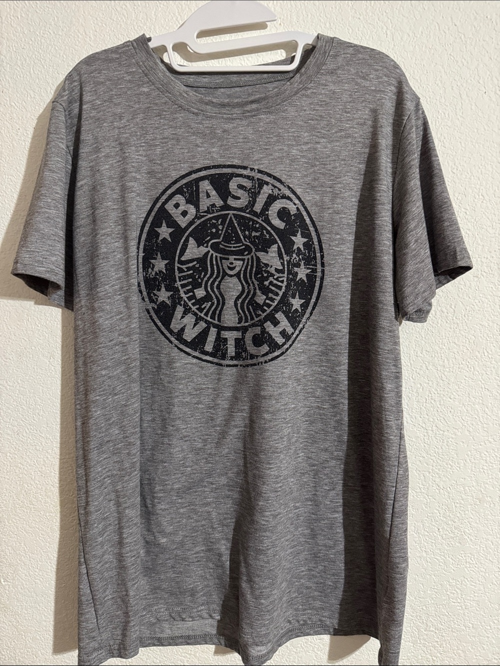 Basic Witch Graphic Tee - Gray